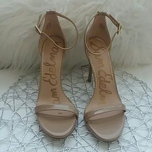 Nude strappy heel